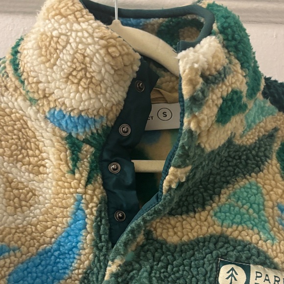 Parks Project Peace Leaves Mock Neck Trail Fleece - Picture 8 of 8